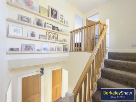 tlc_20af2aab-a51e-4e68-b1dc-74d84cfd1580_0e7b9c5.j