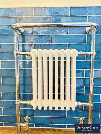 45072d03--4EFD-BD6F-40407F80CD06-11767-0000016EF5E