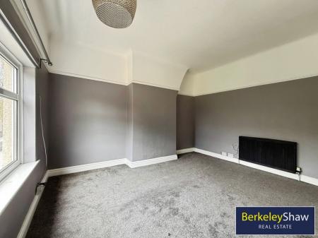 Bedroom 2 (Back)