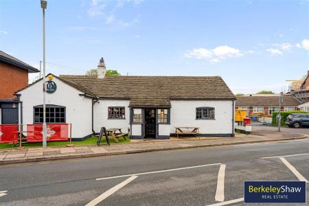 No 6 Bar Formby-11.jpg