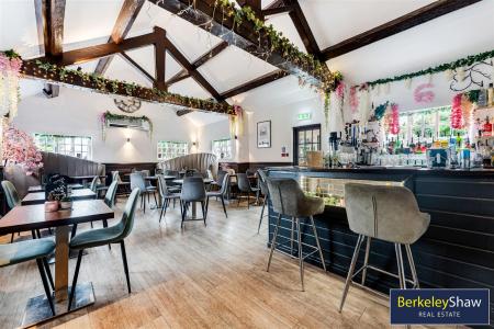 No 6 Bar Formby-4.jpg