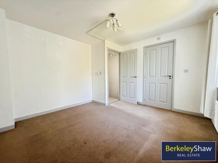 Bedroom 1 (Master)