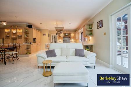 Kitchen/Family Room