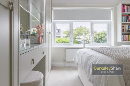 Bedroom 2 (3)