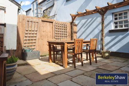 Courtyard Garden