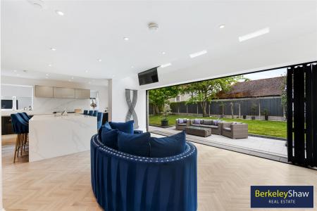 Kitchen/Living/Dining