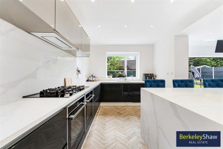 Kitchen/Living/Dining