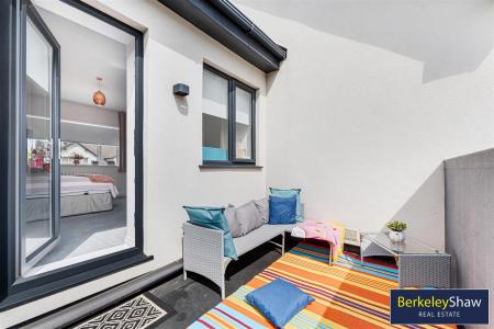 Bedroom 1 - Balcony