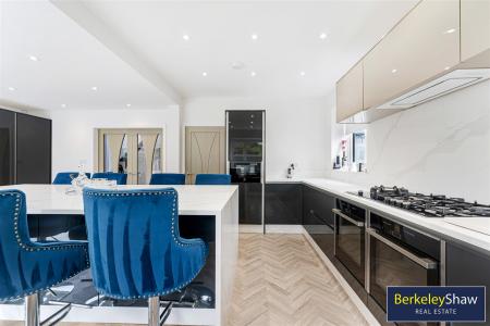Kitchen/Living/Dining