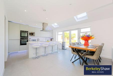 Stoneleigh Park, Thornton
