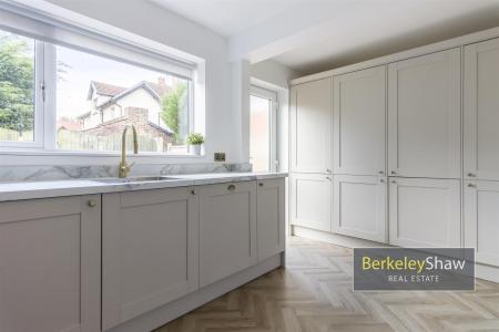 Kitchen (3)