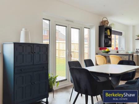 Kitchen/Living/Dining
