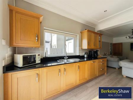 Dining Room/Kitchen