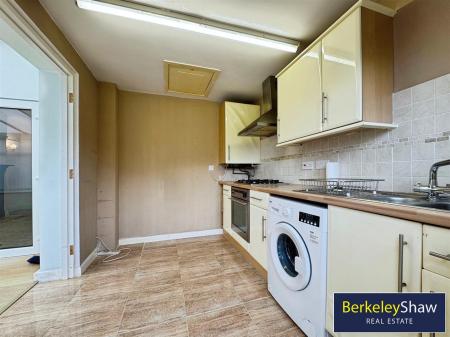 Kitchen (2)