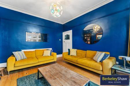 Front Lounge