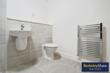 Bathroom (2)