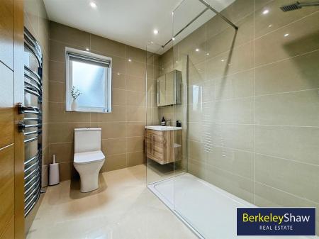 Ensuite 2