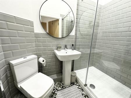 Ensuite Shower Room