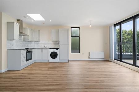 Kitchen diner/living area