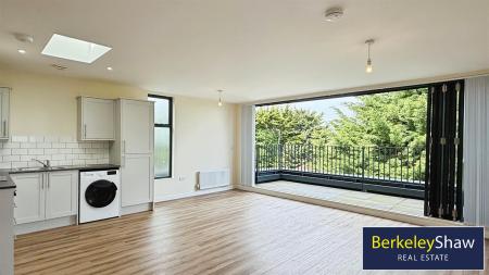Kitchen diner/living area(3)