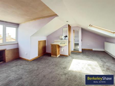 Bedroom 4 - (2nd Floor)