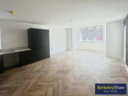 Open Plan Lounge Kitchen