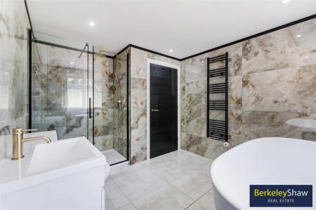 Ensuite Bathroom