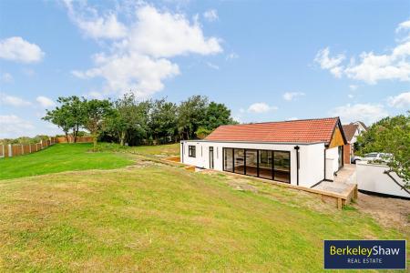 11 Briary Croft-47.jpg