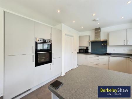 Kitchen/Living/Dining