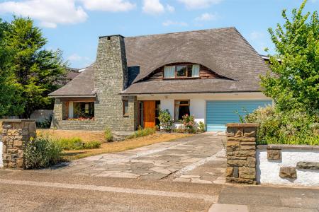 54 Hall Road East-18.jpg