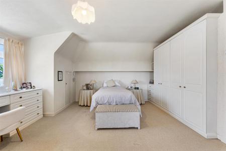 54 Hall Road East-31.jpg