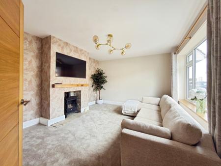 Front Lounge