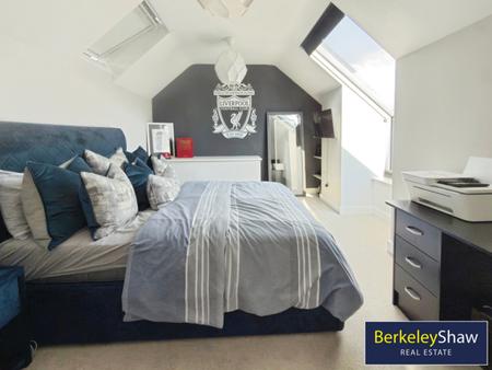 Bedroom 2 - 2nd Floor