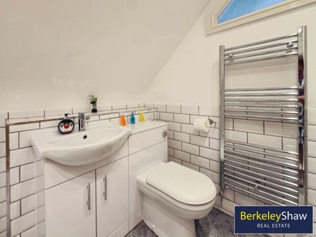Shower Room - 2nd Floor