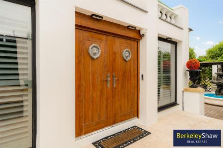 15 Margaret Road-20.jpg