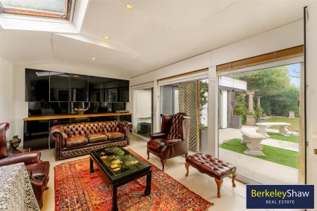 15 Margaret Road-15.jpg