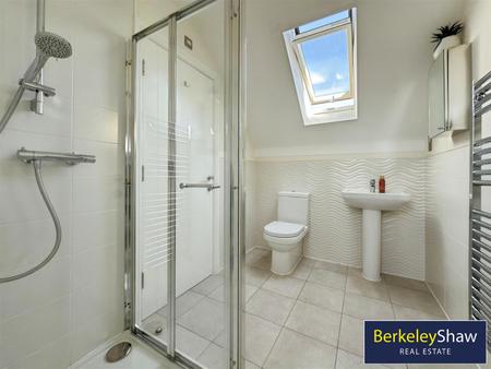 Second Floor Bathroom - Jack & Jill