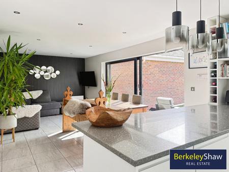 Kitchen/Living/Dining