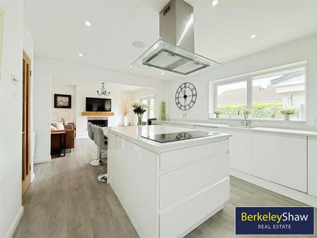Kitchen/Breakfast/Family Room