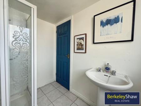 Ensuite Shower Room - 2nd Floor
