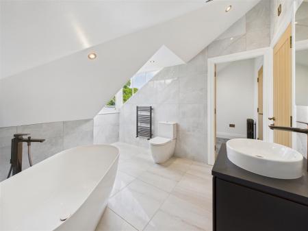 En-suite Bathroom