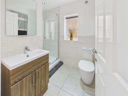 En-Suite Shower Room