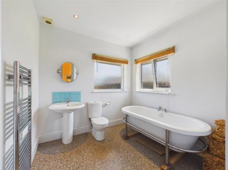 En-suite Bathroom