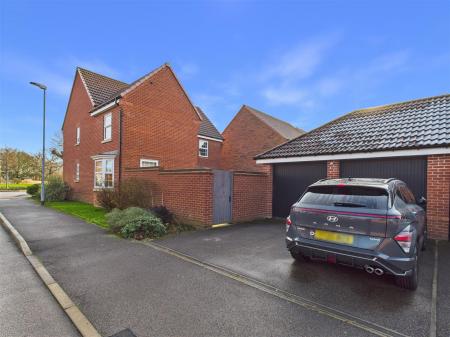 Double Garage & Drive