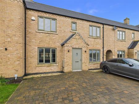 CAM05377G0-PR0159-STILL001.jpg