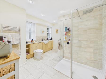 En-Suite Shower Room