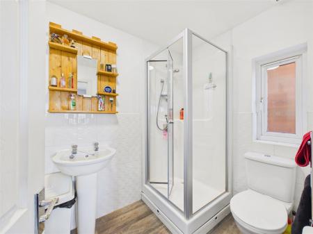 En-Sutie Shower Room