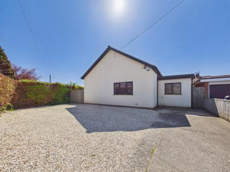 Parking/Driveway