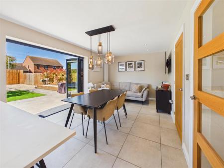 Living/Dining Area
