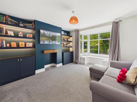 Front Lounge